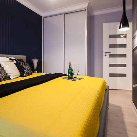 Apartament Solna - Eldorado Z Garazem 아파트